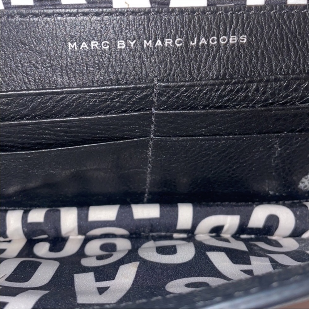 Marc Jacobs Crossbody Leather Bag - Picture 4 of 5
